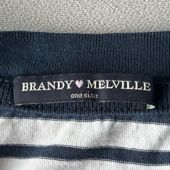 Brandy Melville ~ Navy White Striped Tee ~ Women’s One Size (Approx Small) - Picture 3 of 7